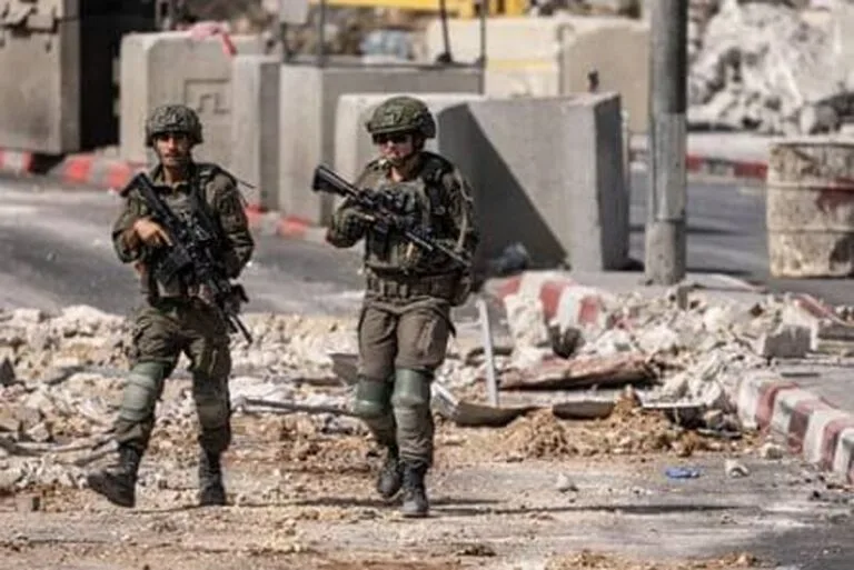 IDF operation in Hebron displaces 1,500 Palestinians overnight ahead of Knesset elections