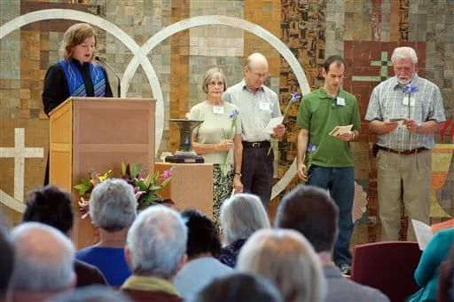 Unitarian Universalist Association Forms Creedless Movement in 1961