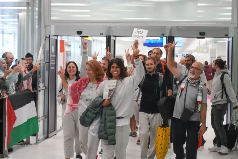 France Opens War Crimes and Torture Probe into Israeli Treatment of Gaza Flotilla Activists