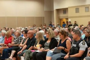 Merritt, Canada, residents and city officials seek clarity on new BC Housing homeless shelter lease at Knights Inn
