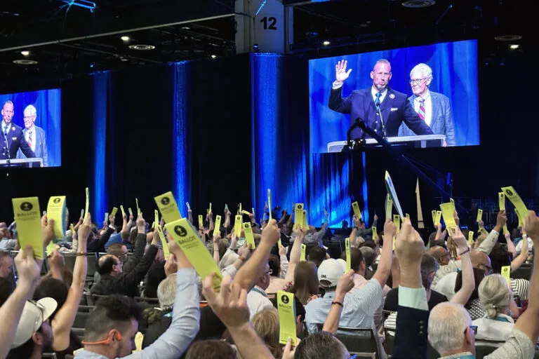 Southern Baptist Convention adopts resolutions on pastoral leadership, political violence, immigration, and worship practices