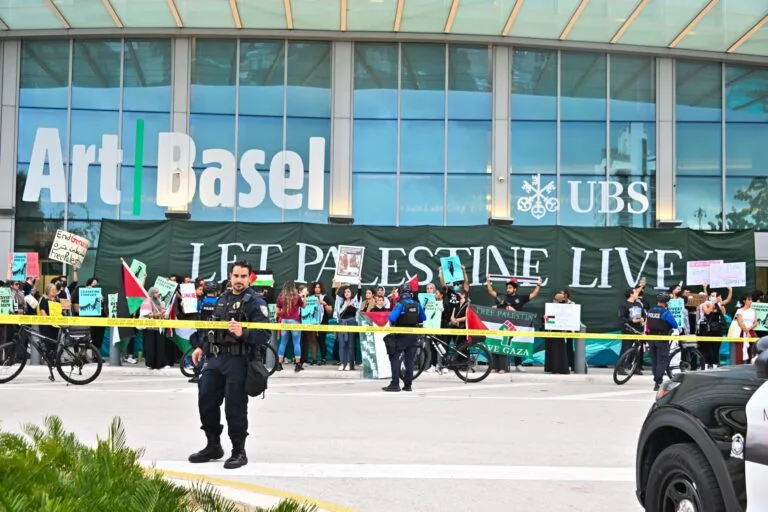 A Florida statute is censoring anti-Zionist artists through vendor registration requirements