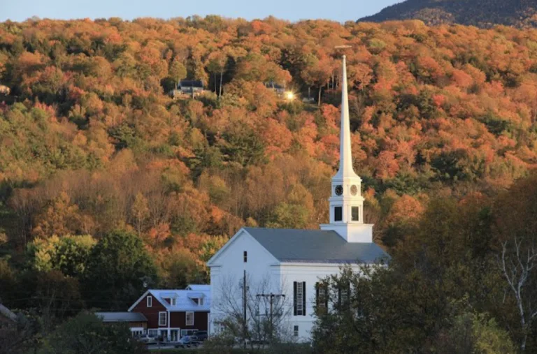 Nondenominational Churches in U.S. See Growth Amid Shift Toward Postdenominational Era
