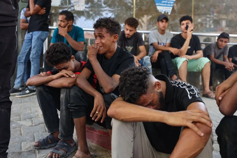 Israeli Bombing of Gaza Islamic University Kills Three, Raises Death Toll to 74,544