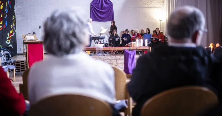 Old Catholic Community in Düsseldorf Celebrates 150th Anniversary (Düsseldorf, Germany)