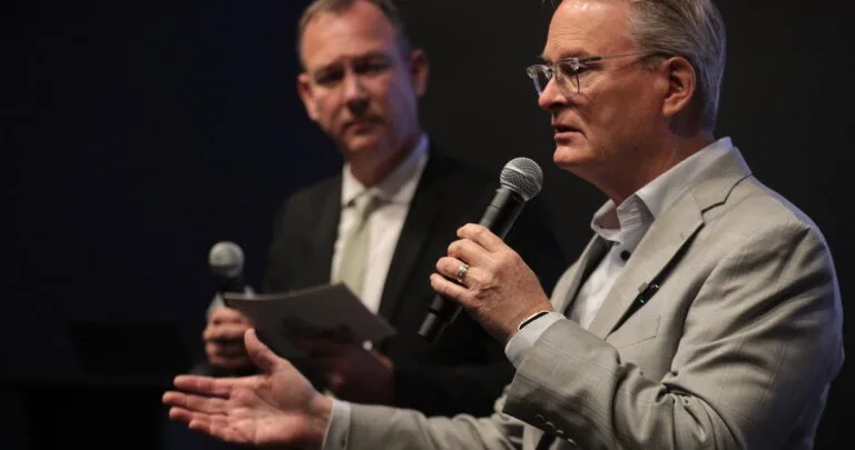 Megachurch Pastor Criticizes Anti-Trans Republican Policies with Biblical Appeal